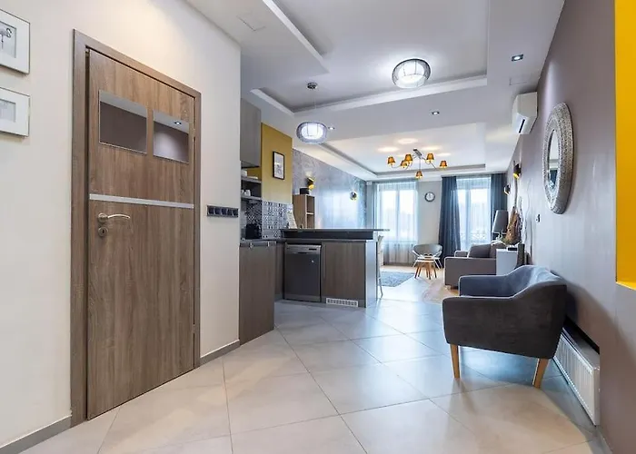 Midtown Artistic Apartament *