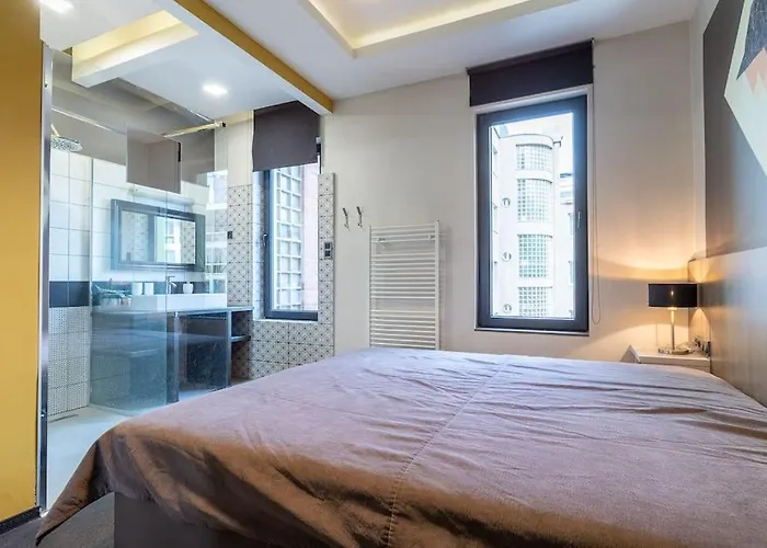 Midtown Artistic Appartement *